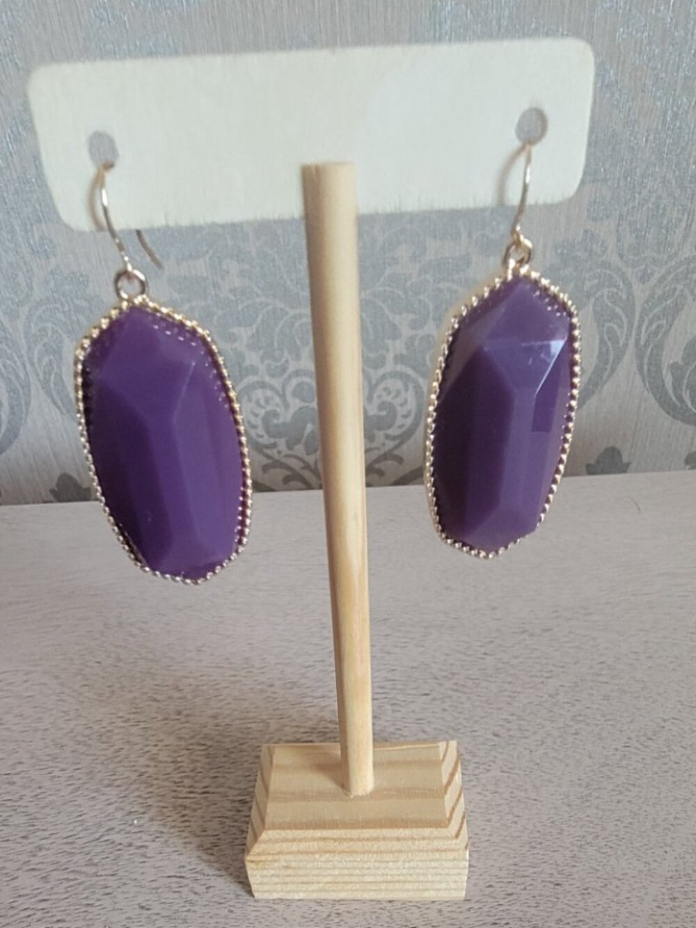 Mia Purple Earrings